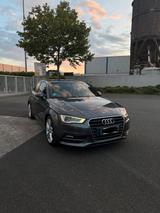 Audi A3 1.8 TFSI S-Line - Audi A3 mit Benzin-Antrieb: Kleinwagen, 1.8