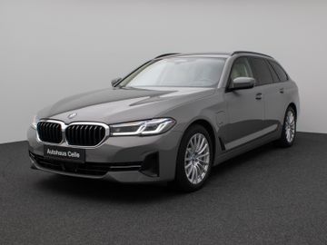 Fahrzeugabbildung BMW 530e xD Kamera Laser HUD DAB HiFi AHK ACC Komfor