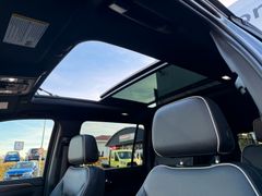 CHEVROLET Suburban 5.3l V8 Premier 4x4*LED*Panodach