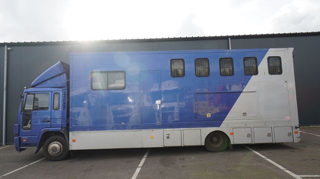 Volvo FL 6-9 HORSE TRANSPORT 341.000KM MANUAL GEARBOX