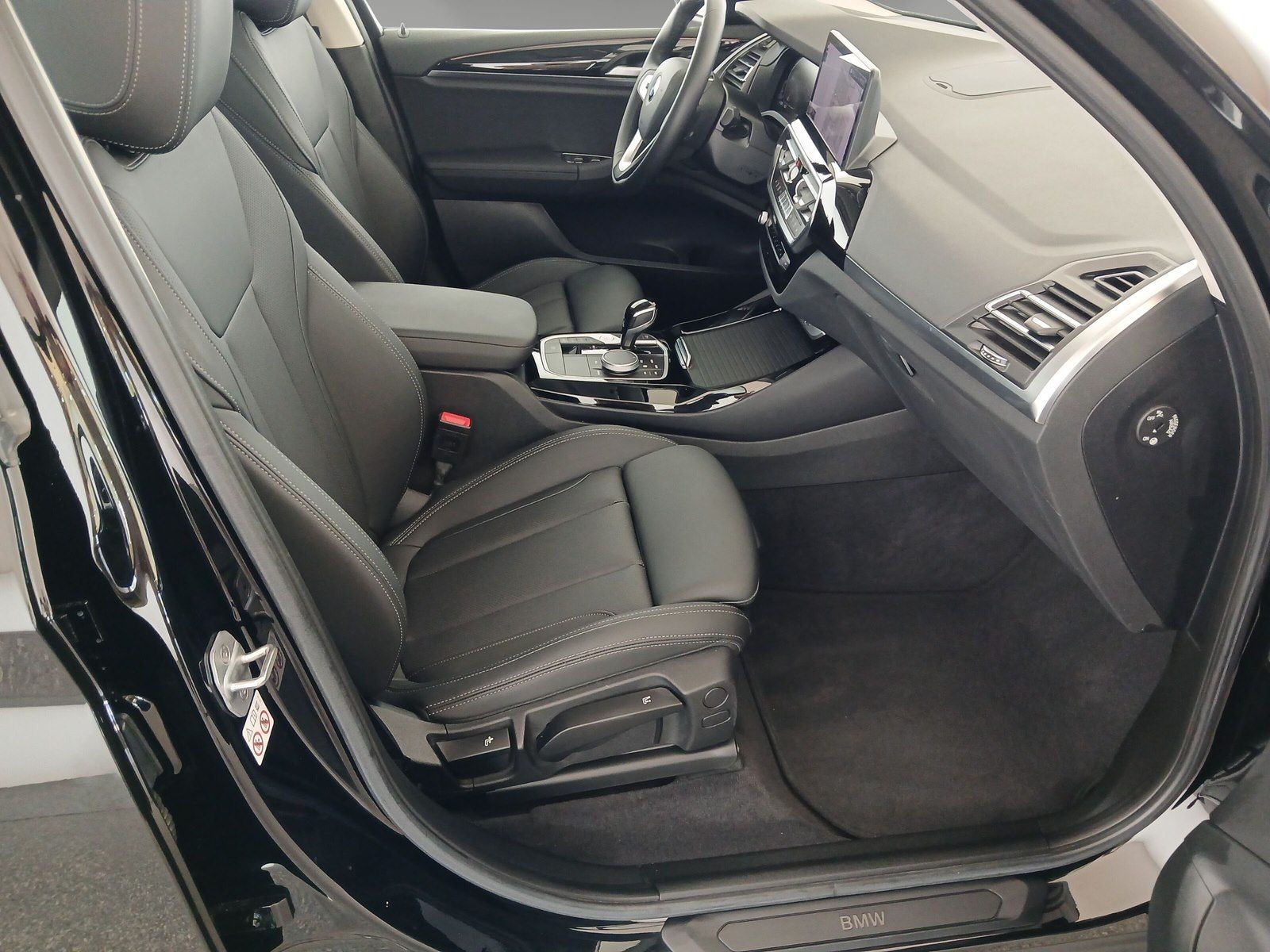 BMW X3 xDrive20d AHK LiveCockpitProf Kamera HiFi foto 8
