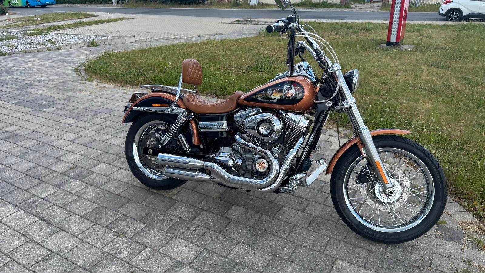 Harley-Davidson Super Glide Custom 105th limited Jekill &Hyde