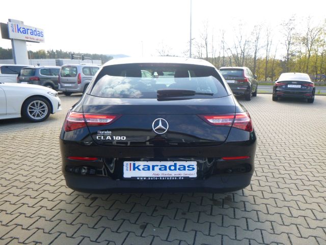 Fahrzeugabbildung Mercedes-Benz CLA 180 Shooting Brake >AUT/NAV/SHZ