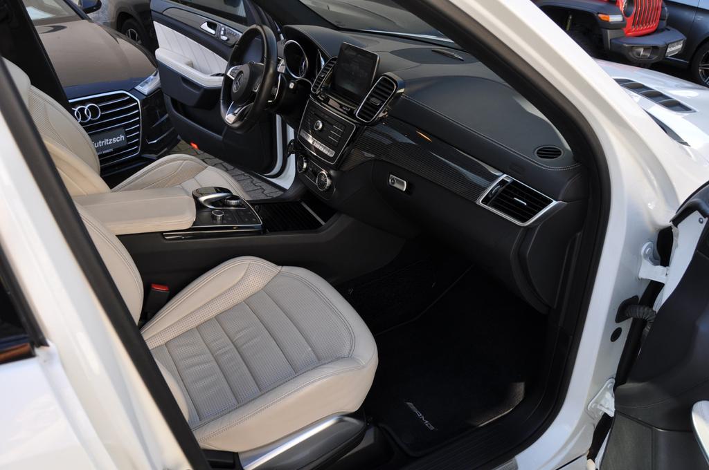 Mercedes-Benz GLS 63