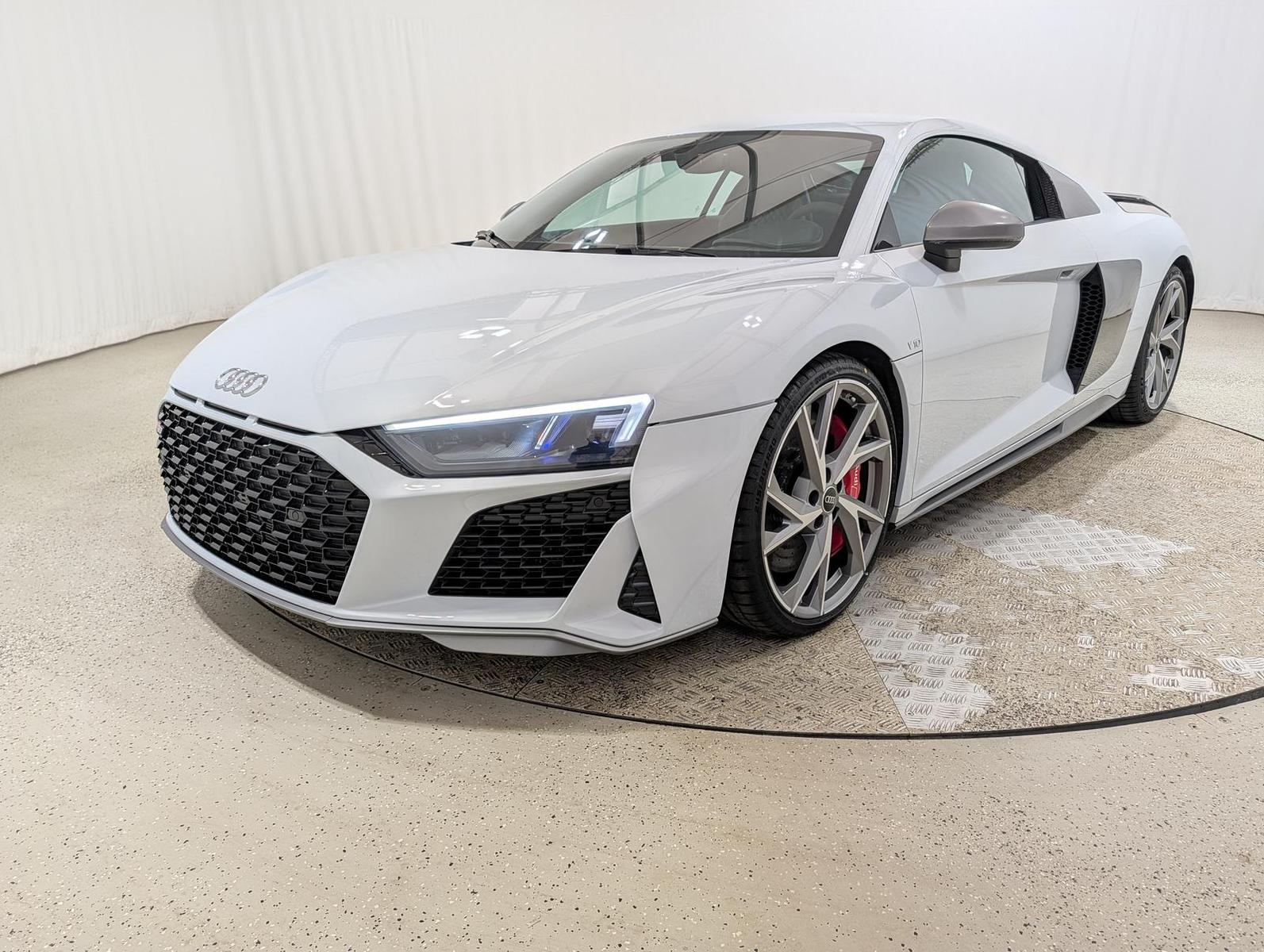 Audi R8 Coupe 5.2 V10 quattro Performance UPE: 234.6€