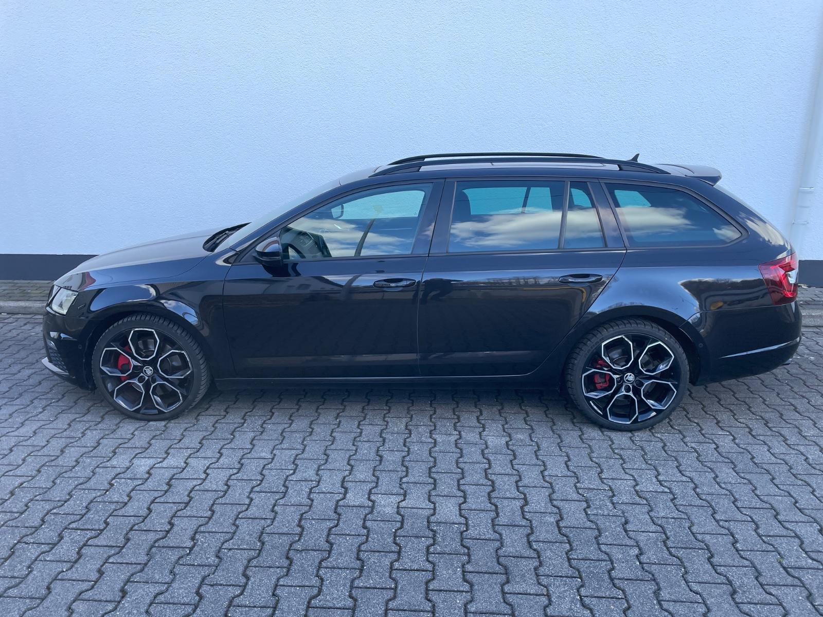 Skoda Octavia Combi RS 245 StdHeizung AHK