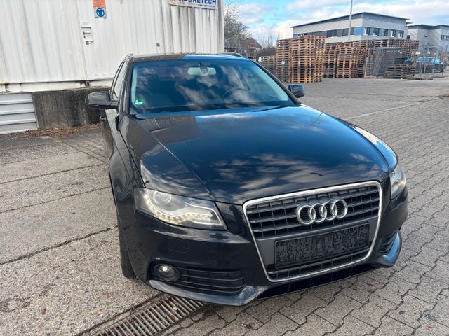 Audi A4 Avant Ambition