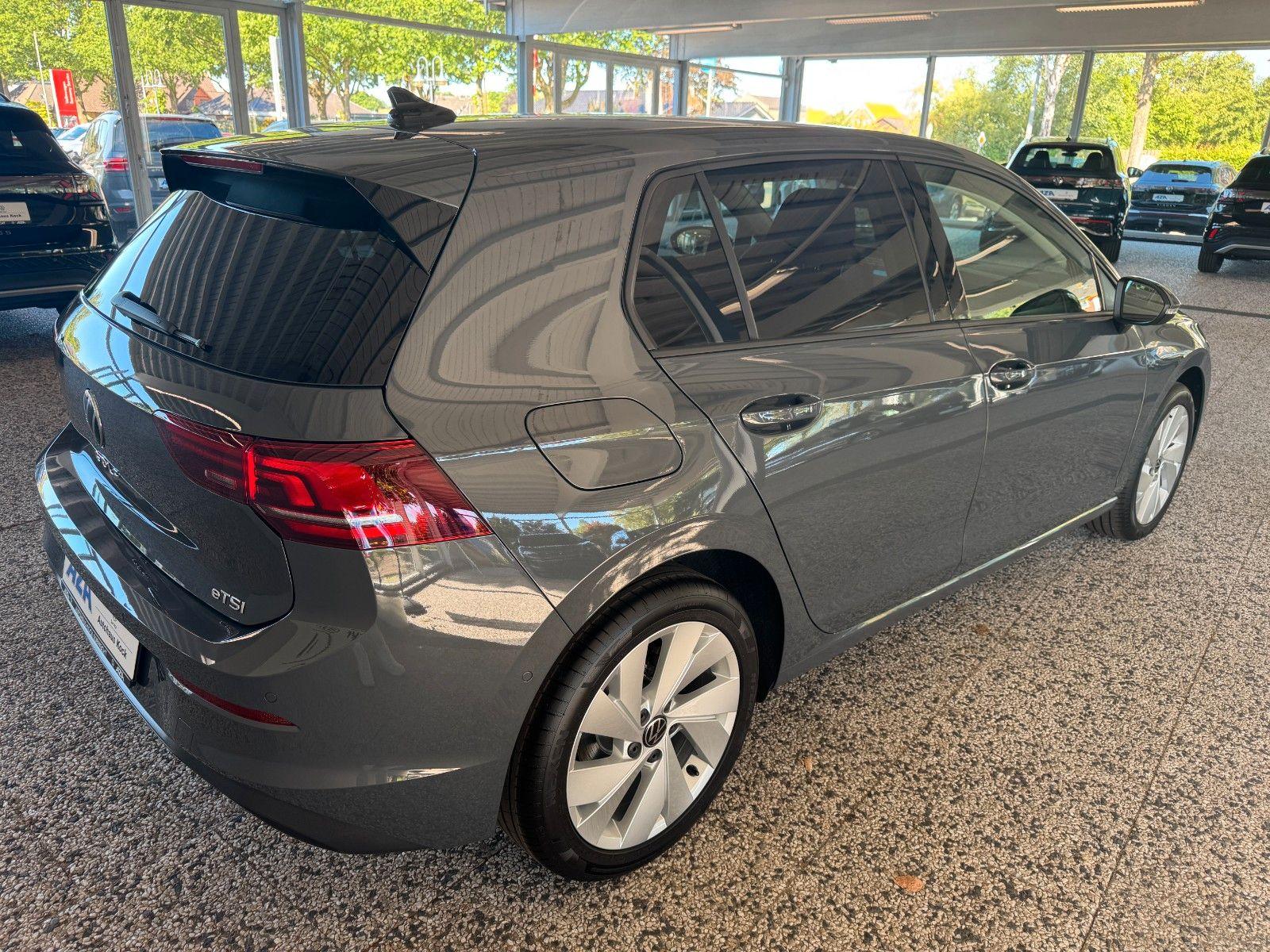 Volkswagen Golf VIII 1.5 eTSI DSG Life KAM APP ACC, миниатюра 3