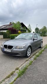 BMW 525i SHZ/CarPlay/PDC/Temp - BMW 525 aus 2009: 525i