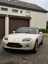 Mazda MX-5 Center-Line 2.0 MZR Center-Line - gebrauchte Mazda MX-5 aus dem Jahr 2009