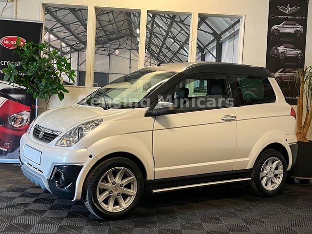 Aixam Crossover XXL Perlmuttweiß Mopedauto Microcar 45