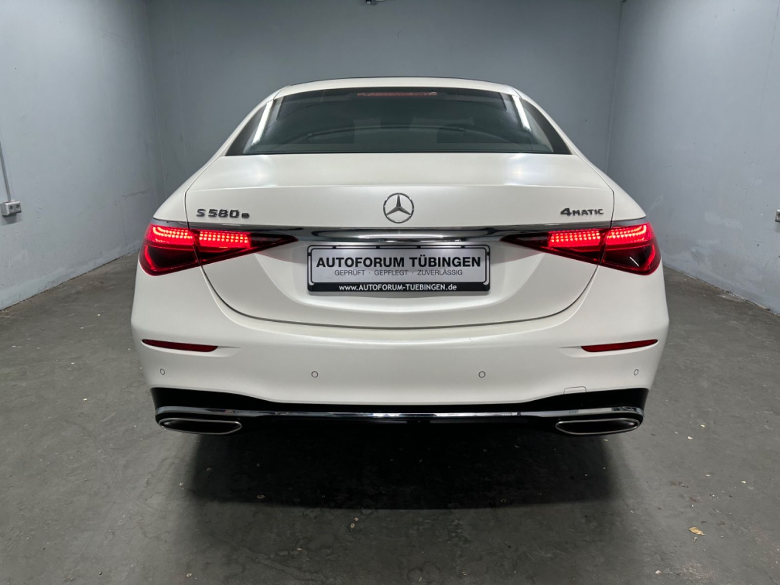 Fahrzeugabbildung Mercedes-Benz S 580 e 4MATIC *AMG-LINE*PANORAMA*KASCHMIR*VOLL*