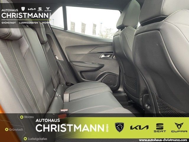 Fahrzeugabbildung Peugeot 2008 e Elektromotor GT *Rückfahrkamera* *Schiebe