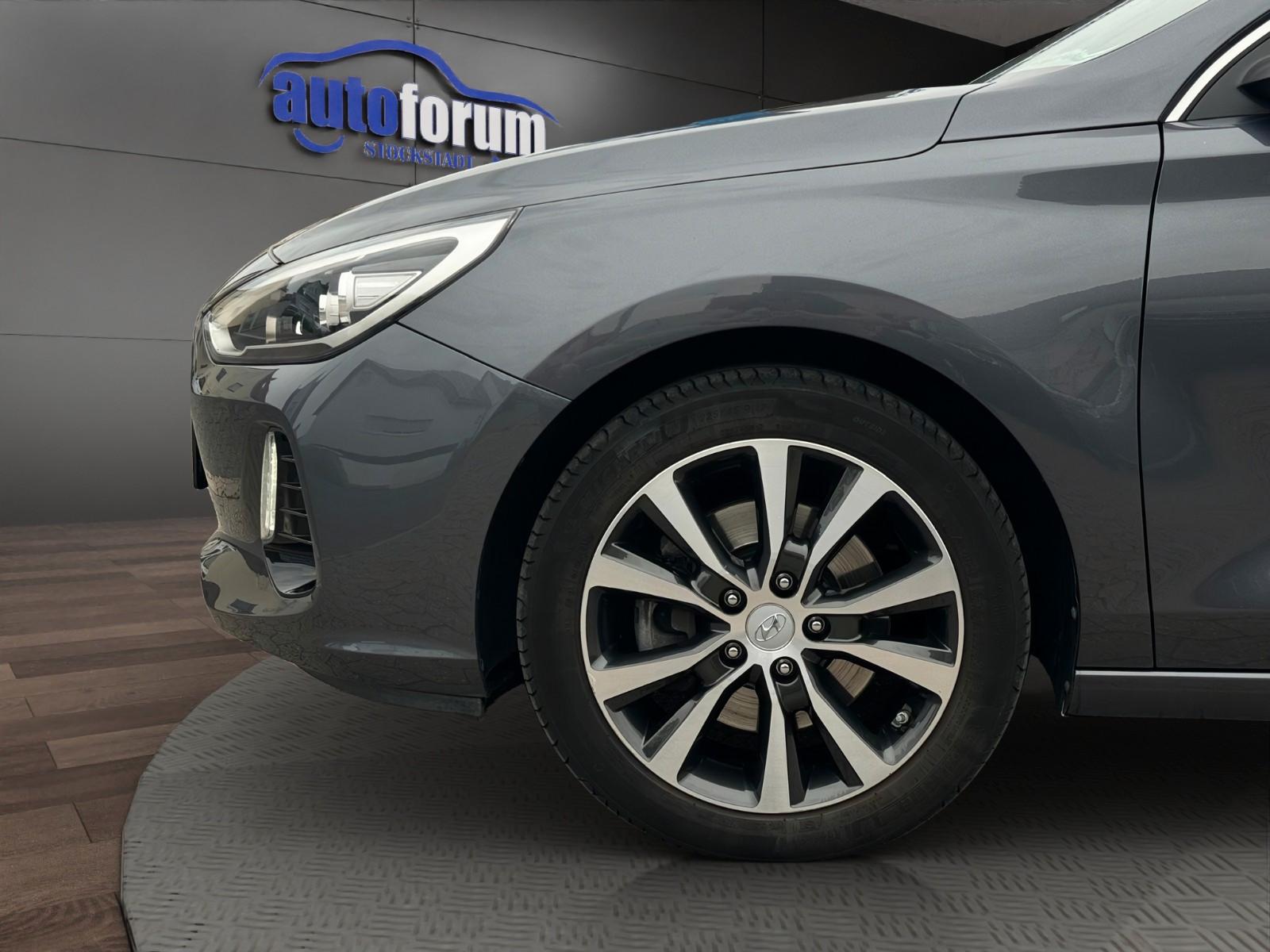 Hyundai i30 cw Premium AUTOMATIK°ACC°NAVI°LED°KAMERA