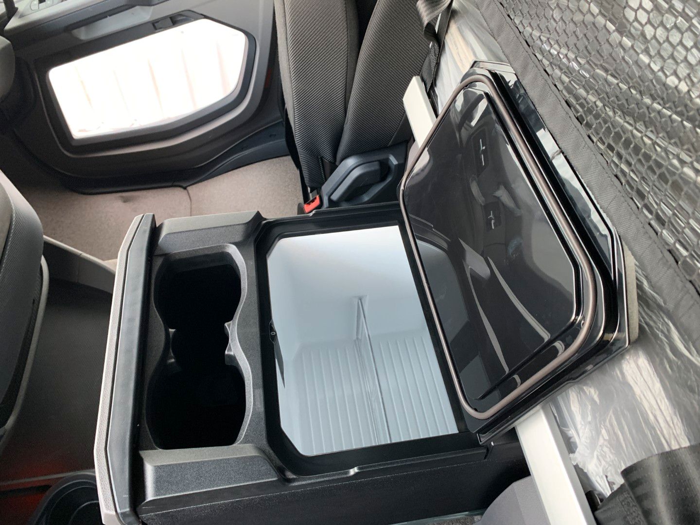 Fahrzeugabbildung DAF FAN XD 450 Baustoff mit Kran