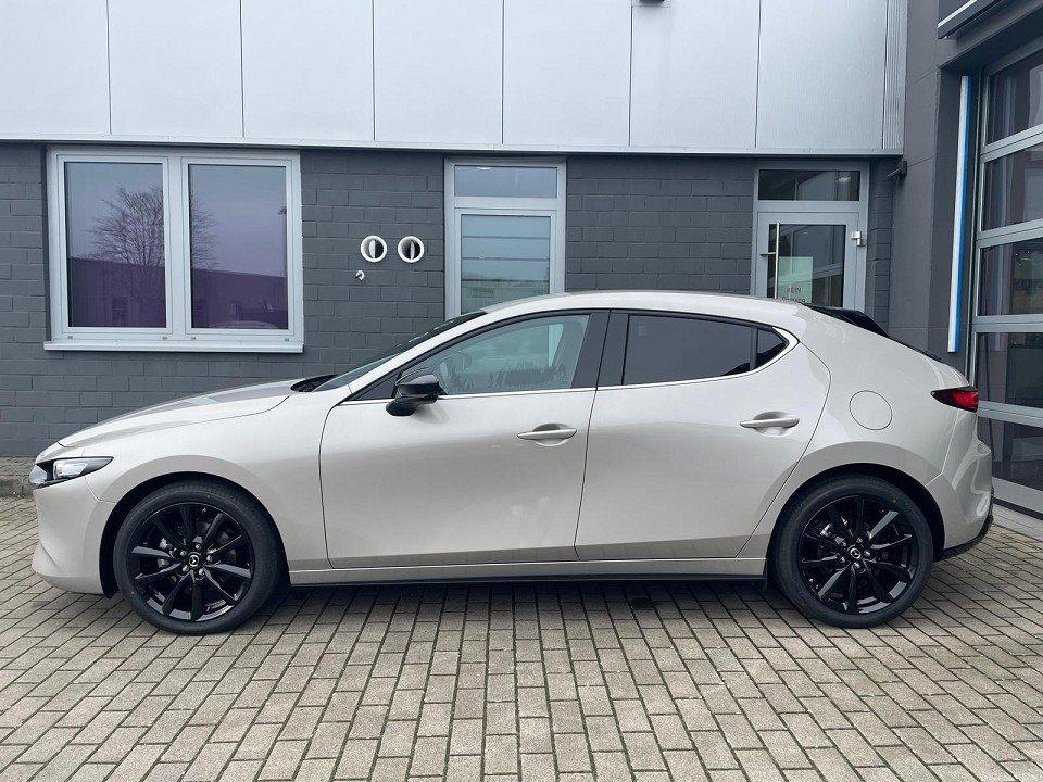 Mazda 3 2.5L e-SKYACTIV-G 140PS 6AT *Homura*