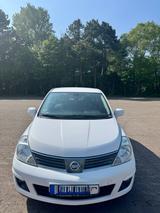 Nissan Tiida 1.8 tekna tekna - gebrauchte Nissan Tiida aus dem Jahr 2009