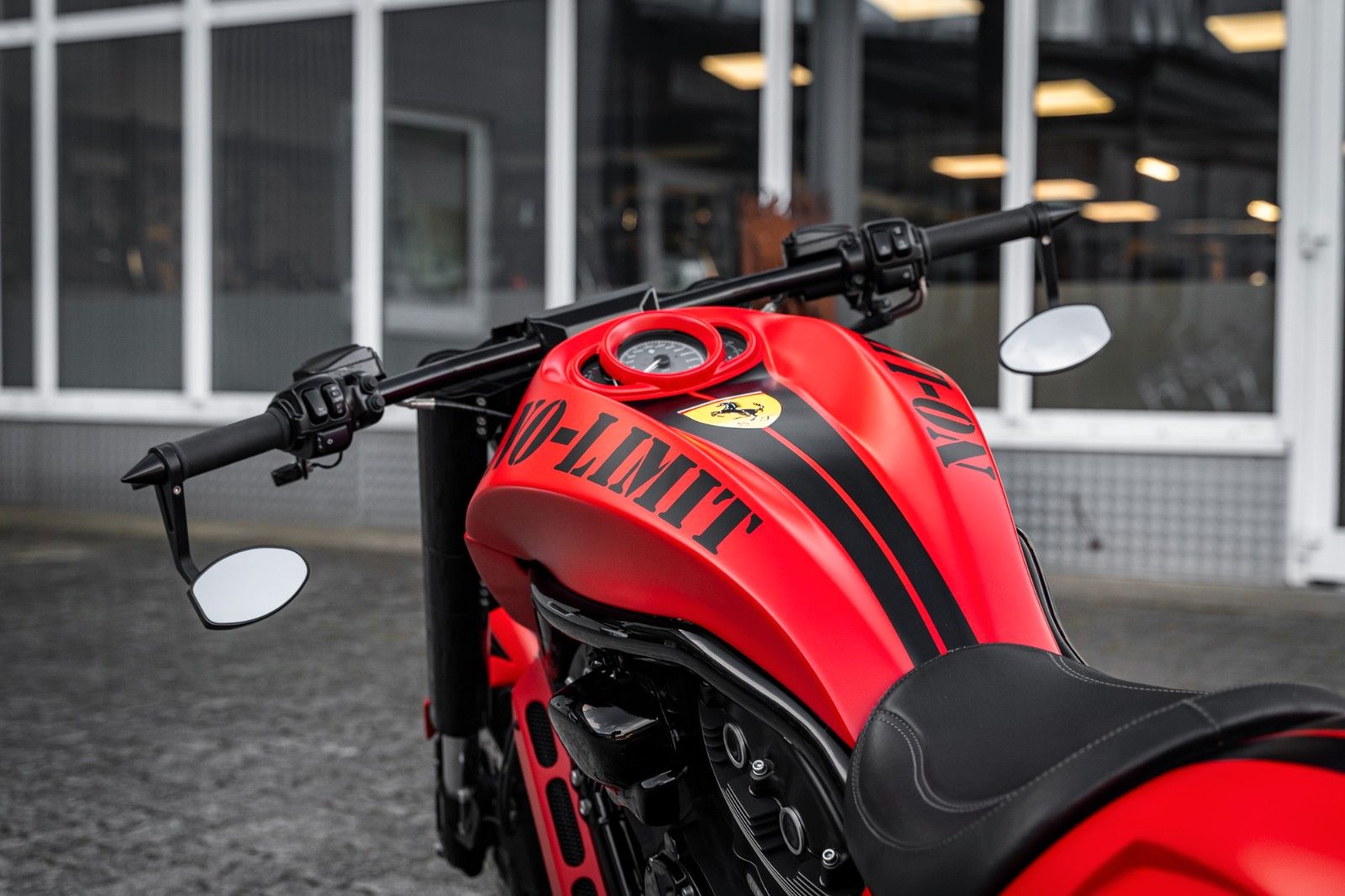 Fahrzeugabbildung Harley-Davidson VRSCDX Night Rod Special - NLC 300er UMBAU -