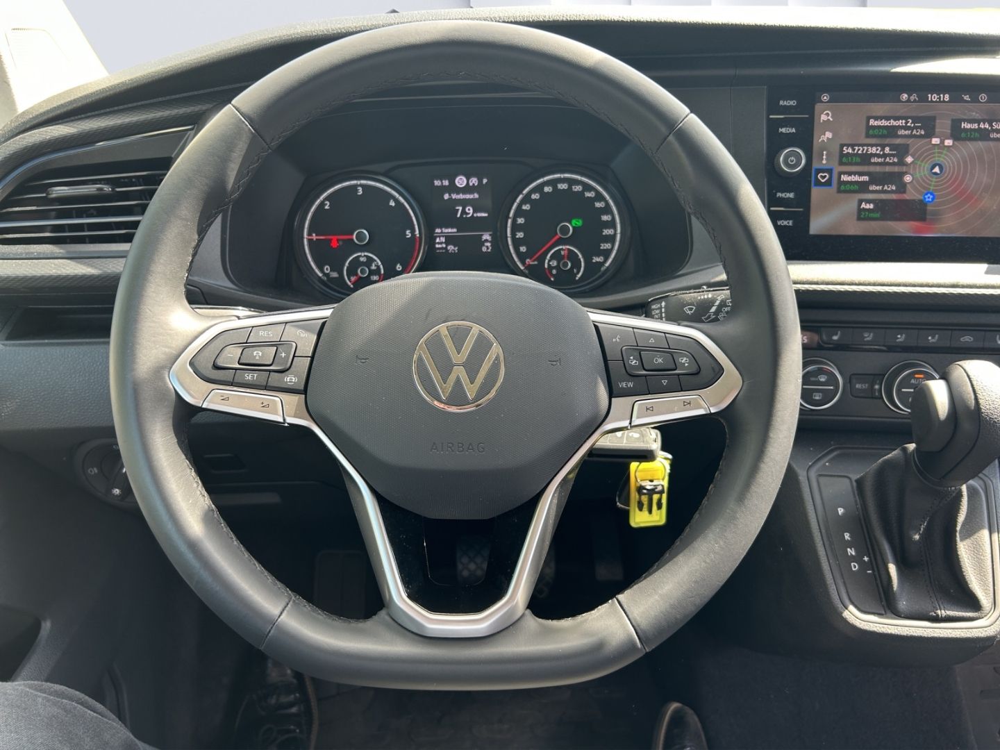 T6.1 California FWD Beach Camper 2.0 TDI Navi UV