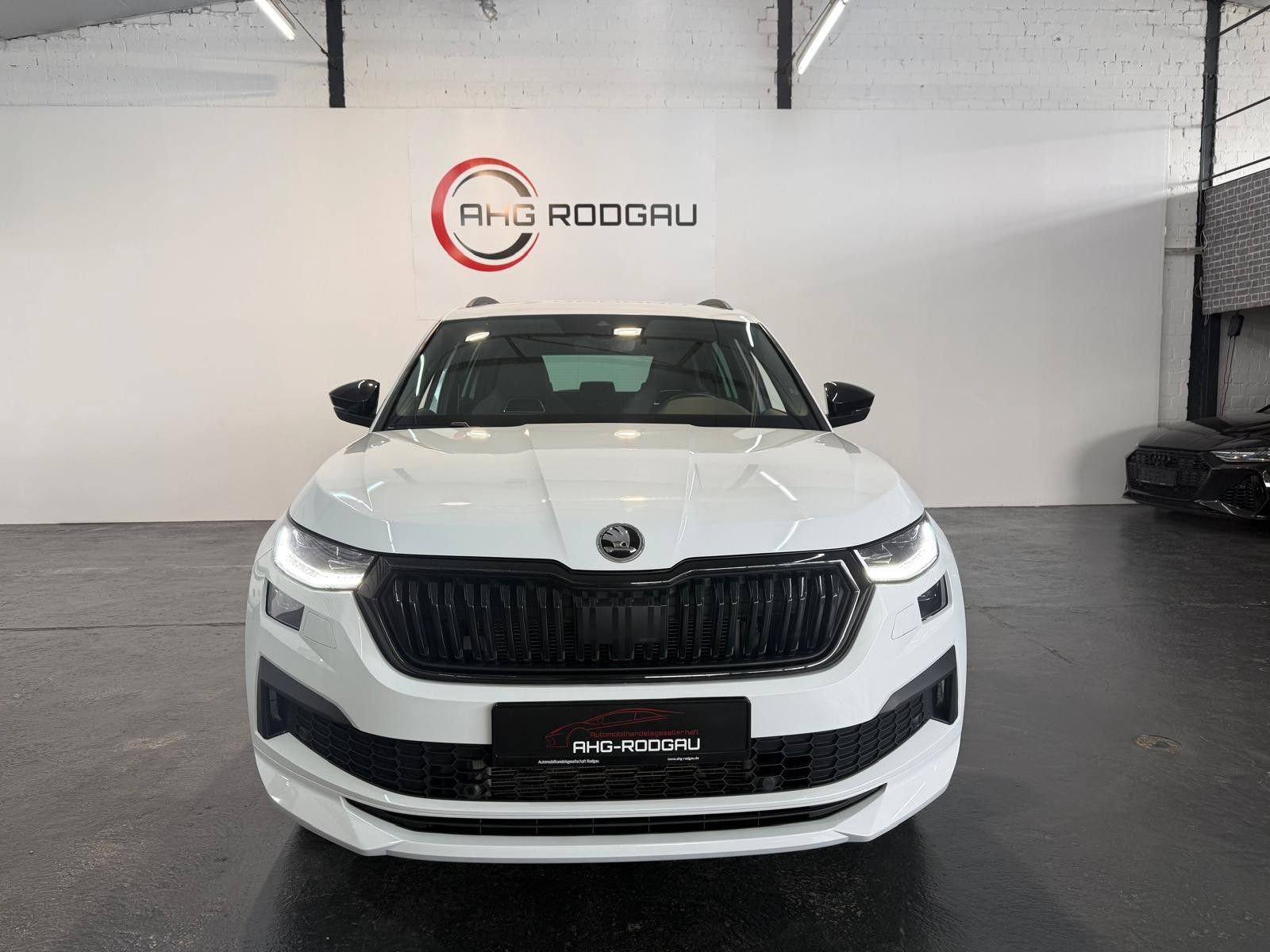 Skoda Kodiaq Sportline 4x4/AHK/NAVI/LED/Family foto 9