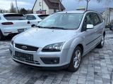Ford Focus Turnier Sport 1.6 Automatik / Scheckheft - Ford Focus aus 2005: Kombi