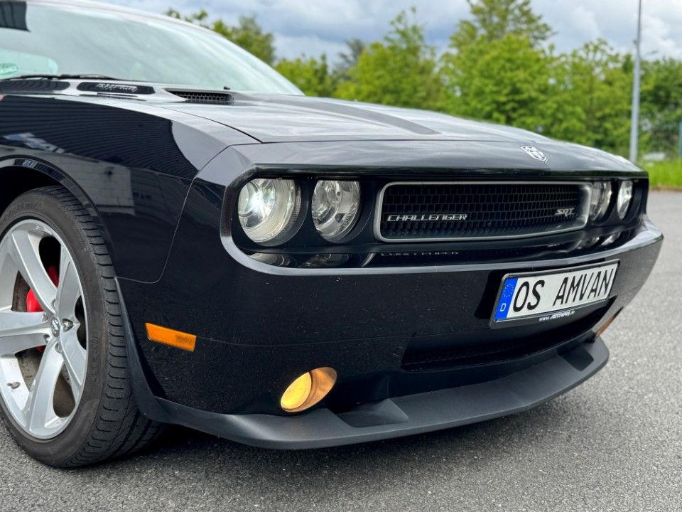 Fahrzeugabbildung Dodge Challenger 6.1 SRT8 Navi/SD/Leder Zweite Hand