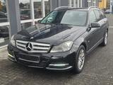 Mercedes-Benz C 250 C T-Modell C 250 T CDI BlueEfficiency/ - Mercedes-Benz C 250: Cdi