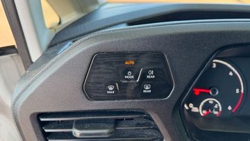 Volkswagen Caddy - 11