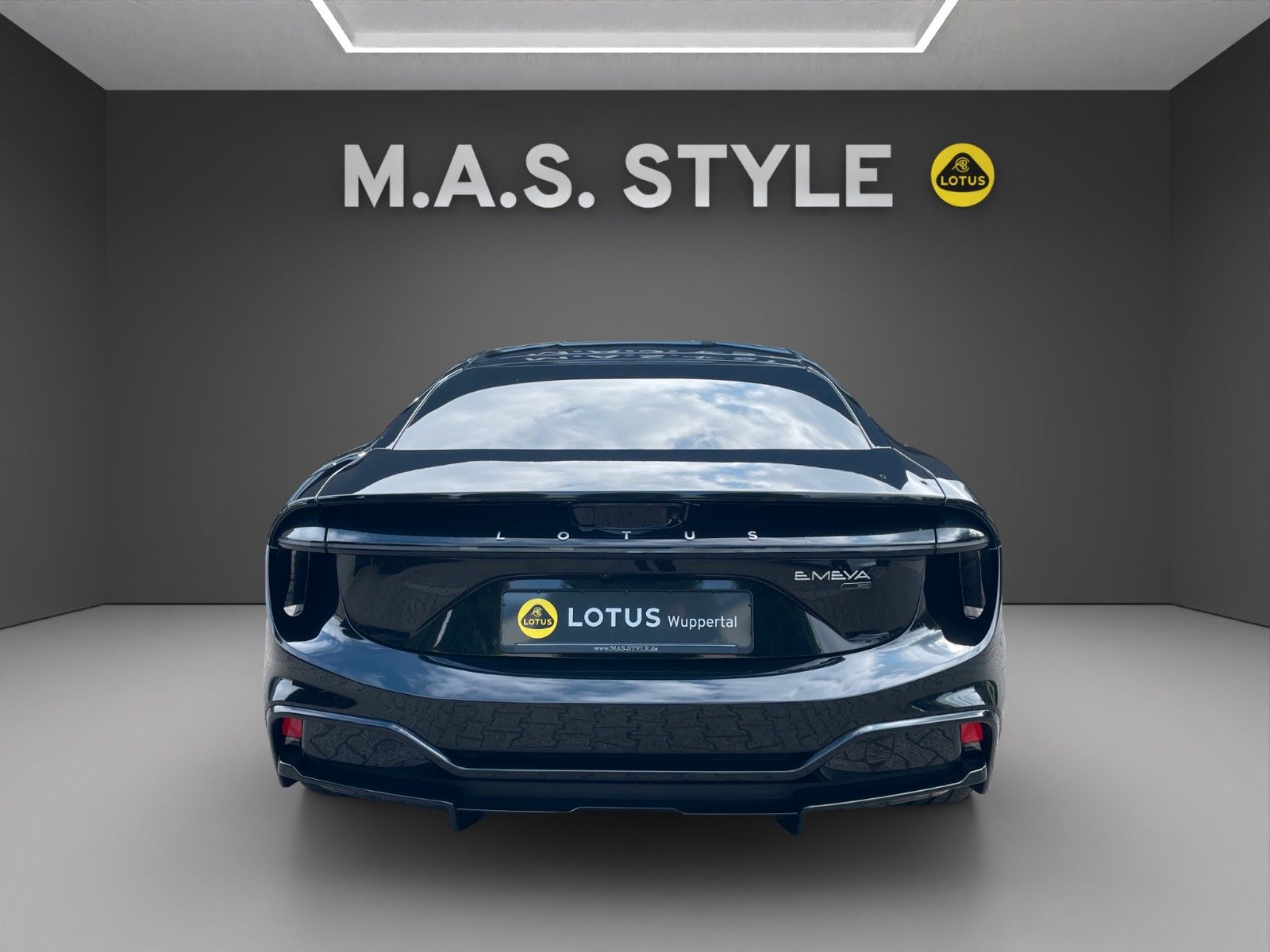 Fahrzeugabbildung Lotus Emeya 600 Sport SE Innen Gold Carbon Sitzschalen