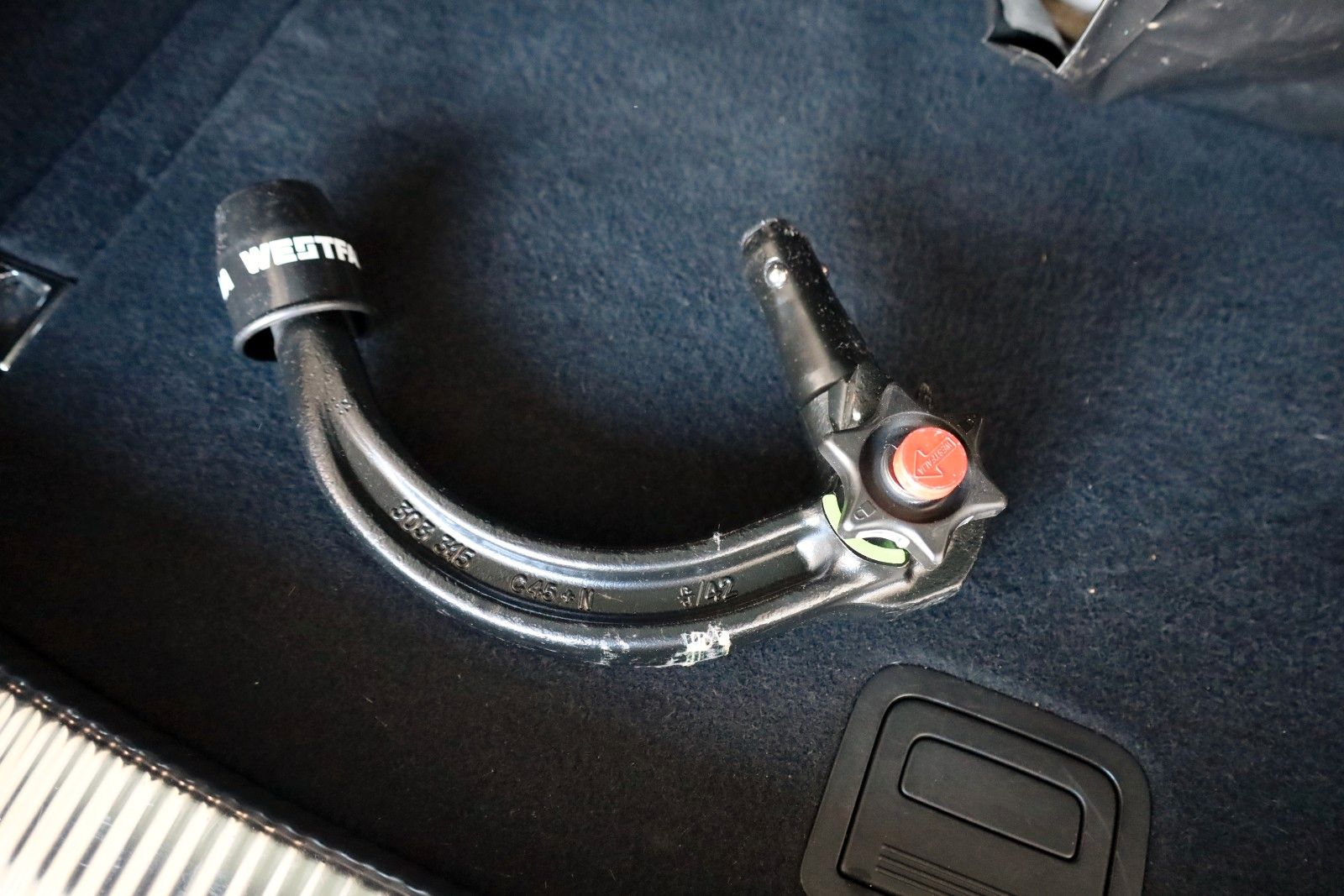Fahrzeugabbildung Audi A4 Avant 45 TFSI S Line Leder,Navi,LED,Panorama