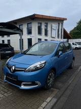 Renault Mégane Grand Scénic - Renault Megane: Renau