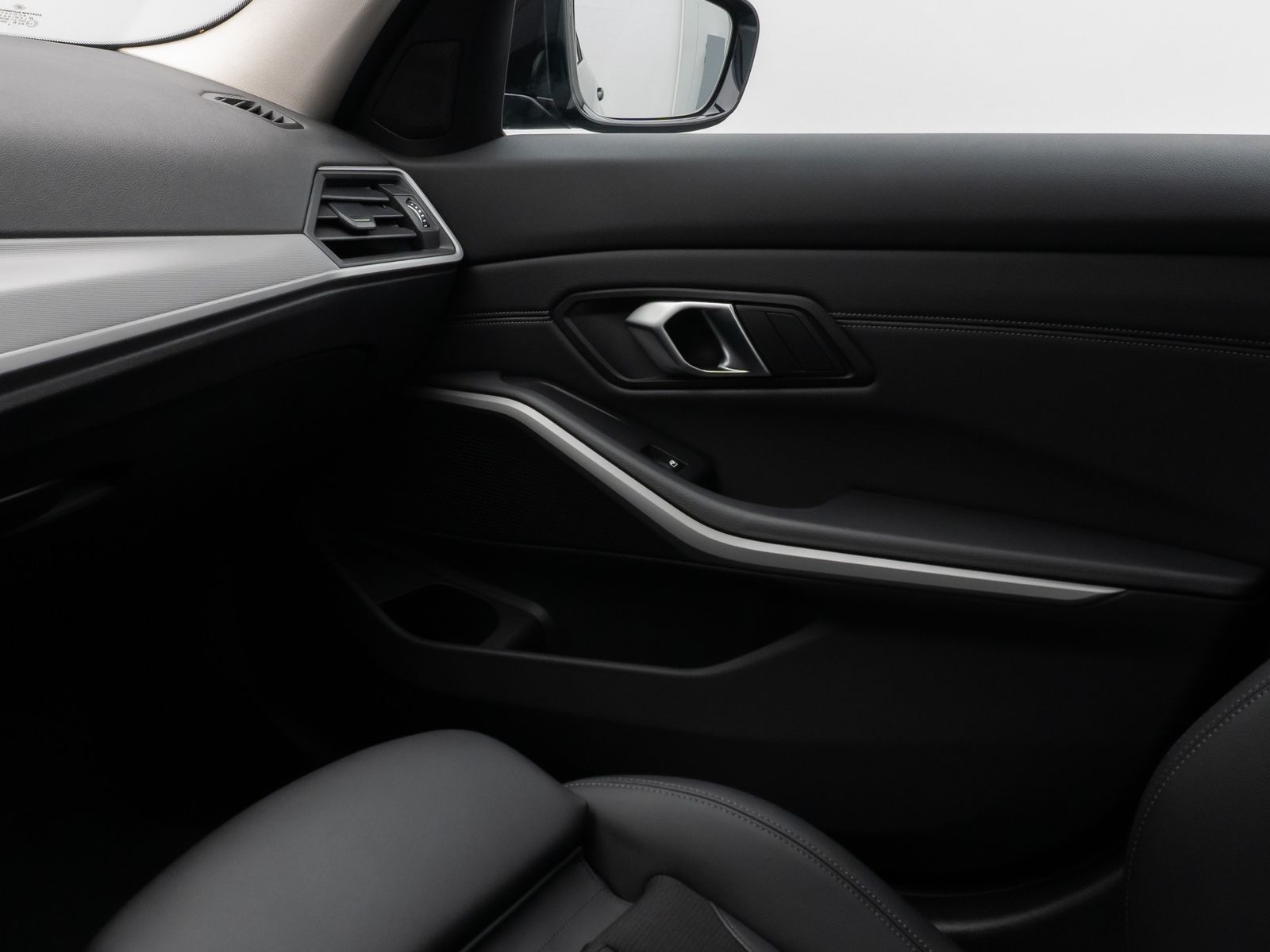 Fahrzeugabbildung BMW 320d Kamera DAB HiFi Leder Komfort Sport LED
