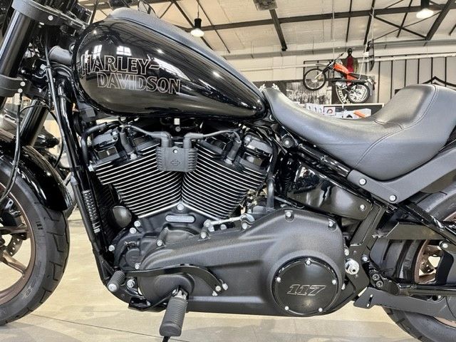 Fahrzeugabbildung Harley-Davidson Low Rider S 117 FXLRS