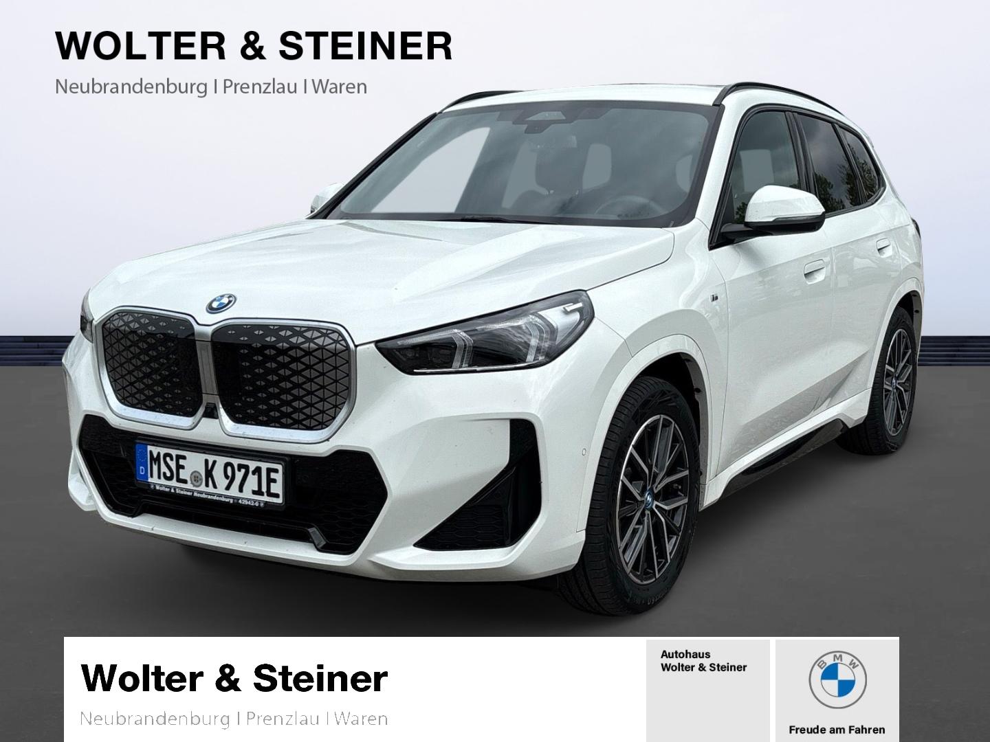 BMW iX1 30 xDrive M Sport ACC 360 AHK H/K ad.LED