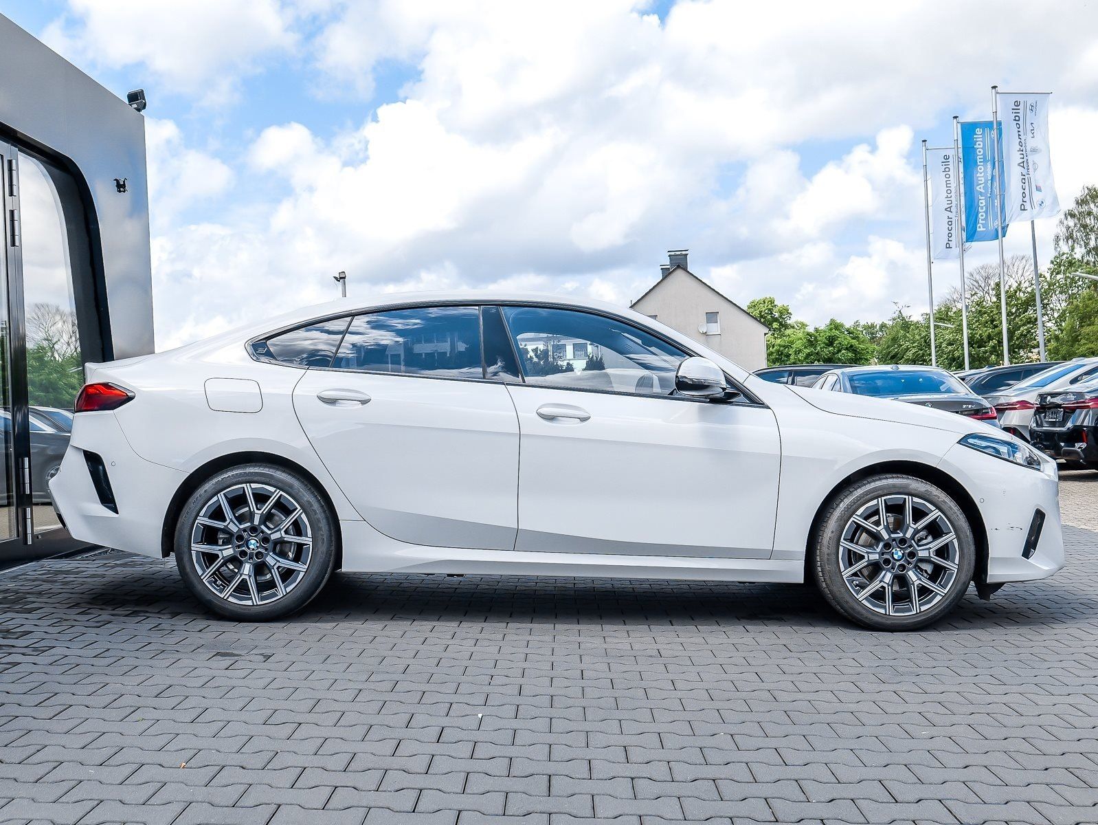BMW 220 Gran Coupé - Bild 10
