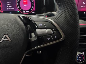 Fahrzeugbestand 18 Skoda Kodiaq 1.5 TSI Sportline AHK "sofort verfügbar"