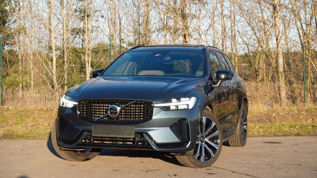 Volvo XC60 B5 R-Design AWD Facelift Pano/360/ACC/HuD