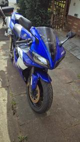 Yamaha R1 RN09 - Angebote