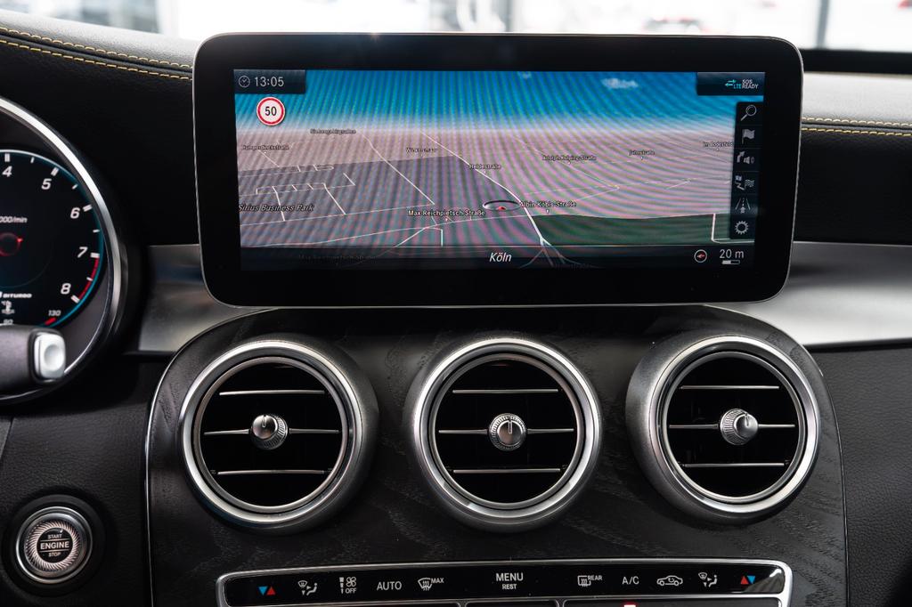 Mercedes-Benz C 63 AMG