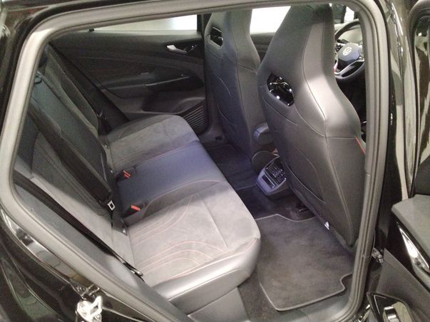 ID.4 GTX 4MOTION IQ.LIGHT+AHK+PANO+AR HUD+NAVI++