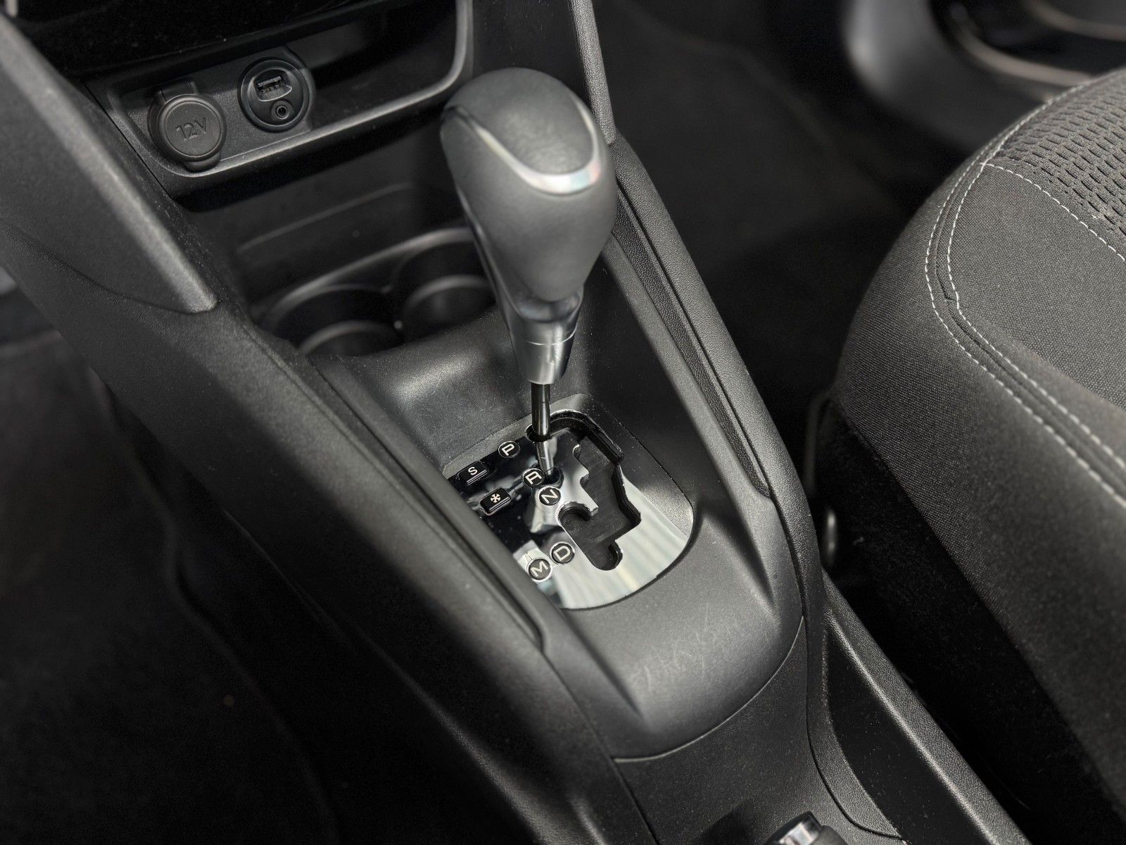 Fahrzeugabbildung Peugeot 208 1.2 110 Allure "Automatik GJR Sitzheizung"