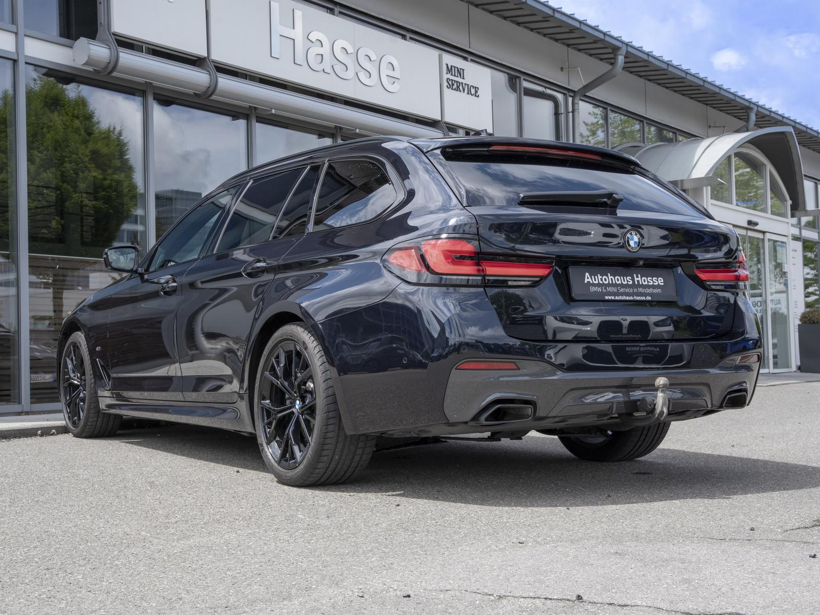 BMW 520d xDr Tour M-Sport GA06/27 HUD H/K PANO LASER