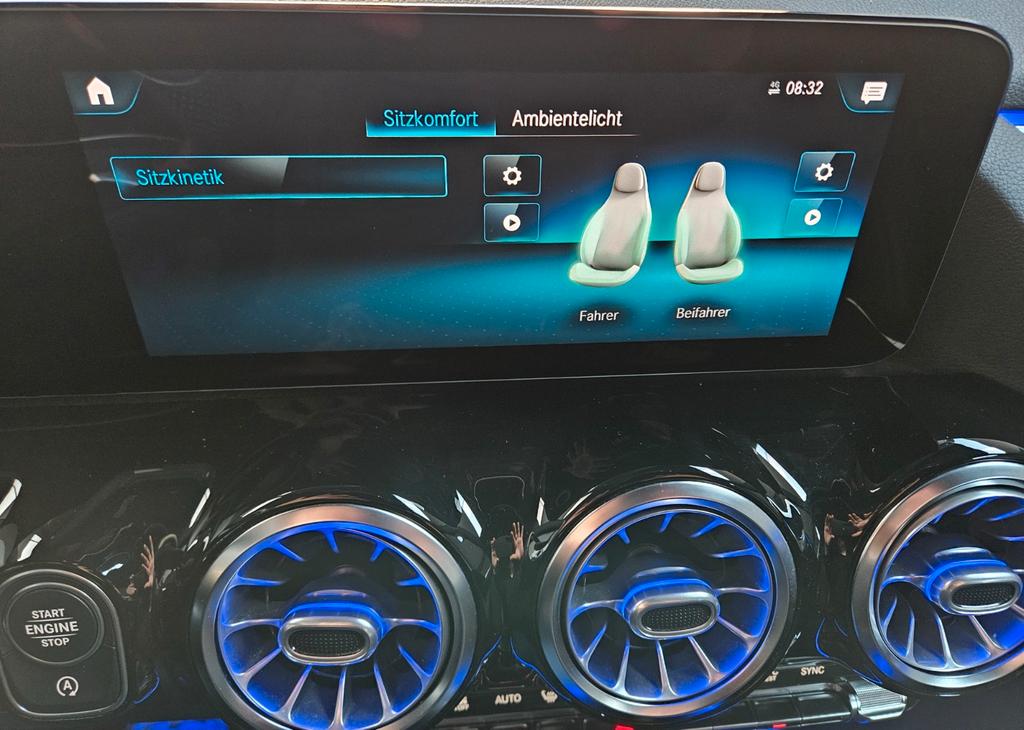 Mercedes-Benz GLA 180