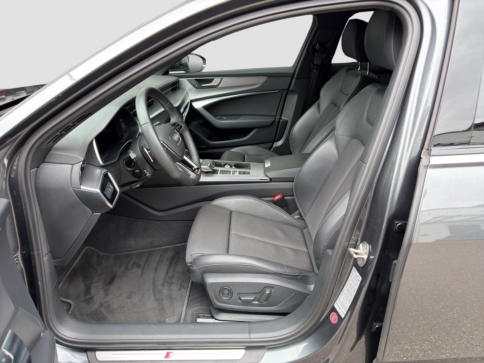 Audi A6 Avant sport 55 TFSI qu Business HUD ACC 360° foto 9