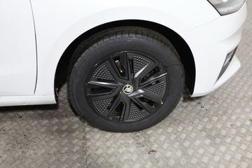 Skoda Fabia IV 1.0 TSI Style *LED*NAV*PANO*SHZ* KLIMA