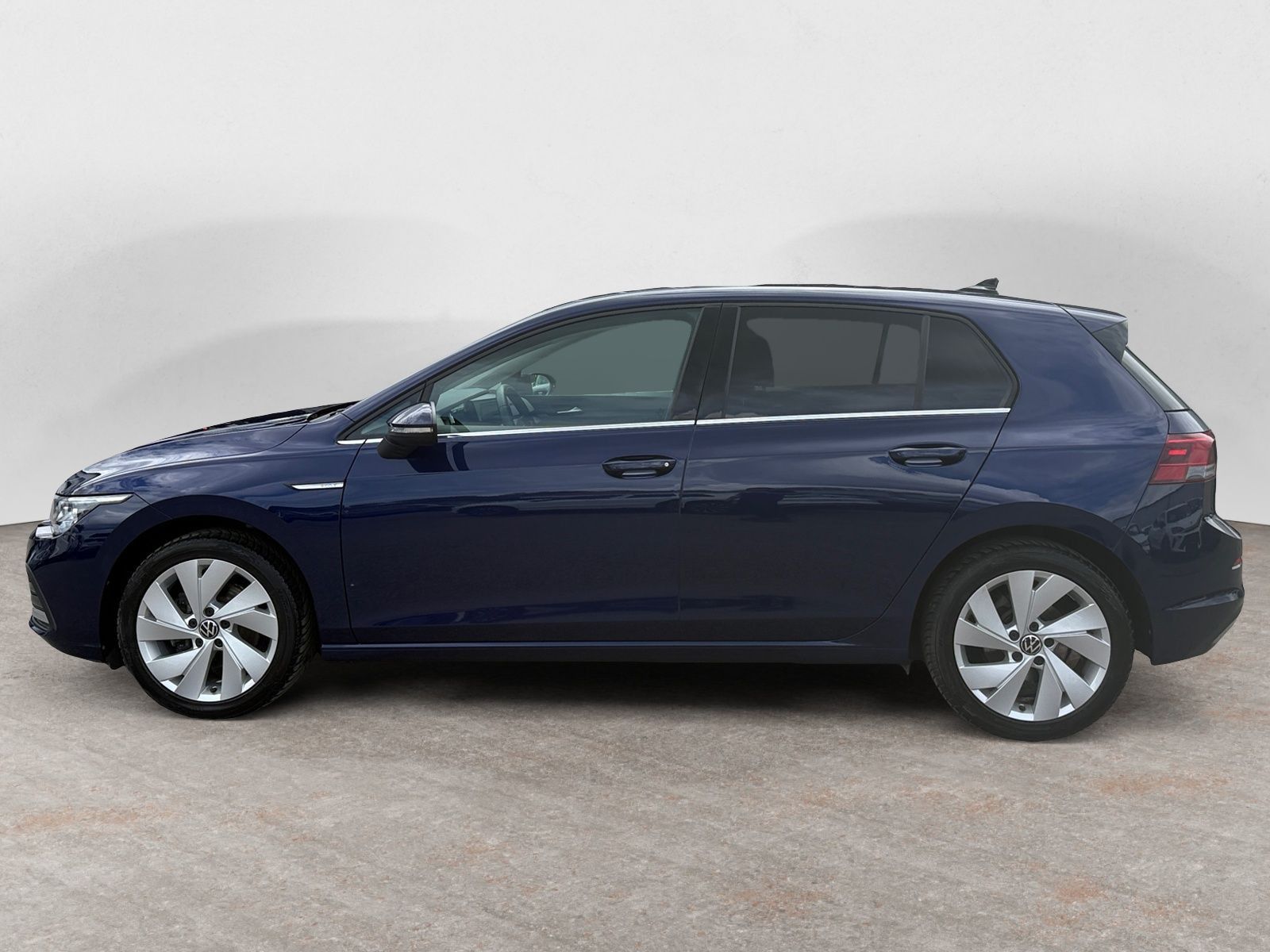 Volkswagen Golf VIII 1.5 eTSI DSG Style LED Kamera App-Con foto 3