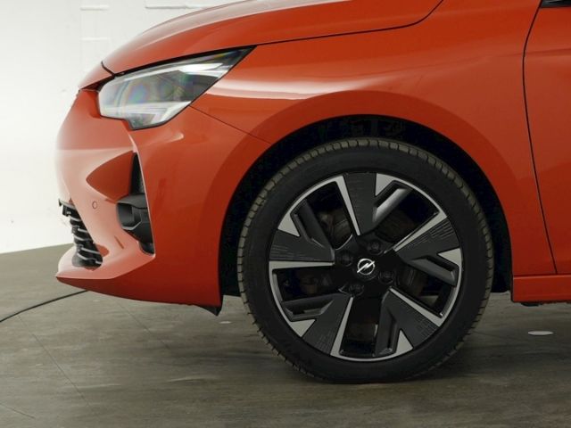 Corsa-e F GS-LINE 50kWH AT+NAVI+SITZ-/LENKRADHEI