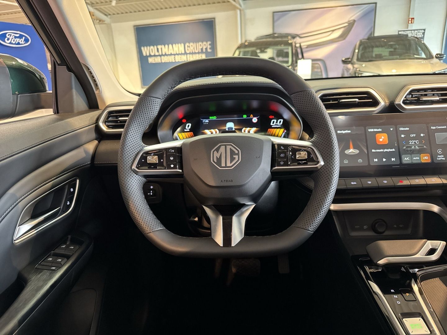 Fahrzeugabbildung MG ZS Hybrid+ LUXURY AT MY25 TOP FINANZ* Navi 360 C
