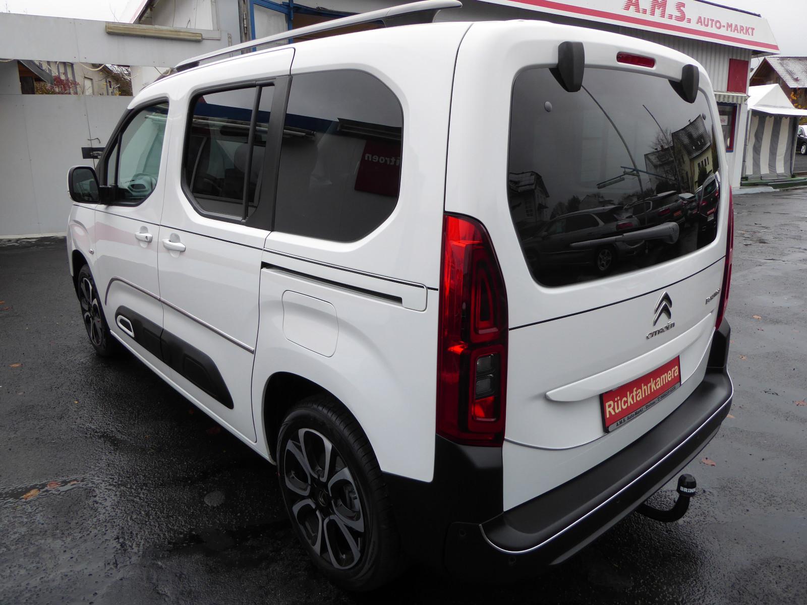 Citroën Berlingo Shine Blue HDI 131+Panorama+AHK