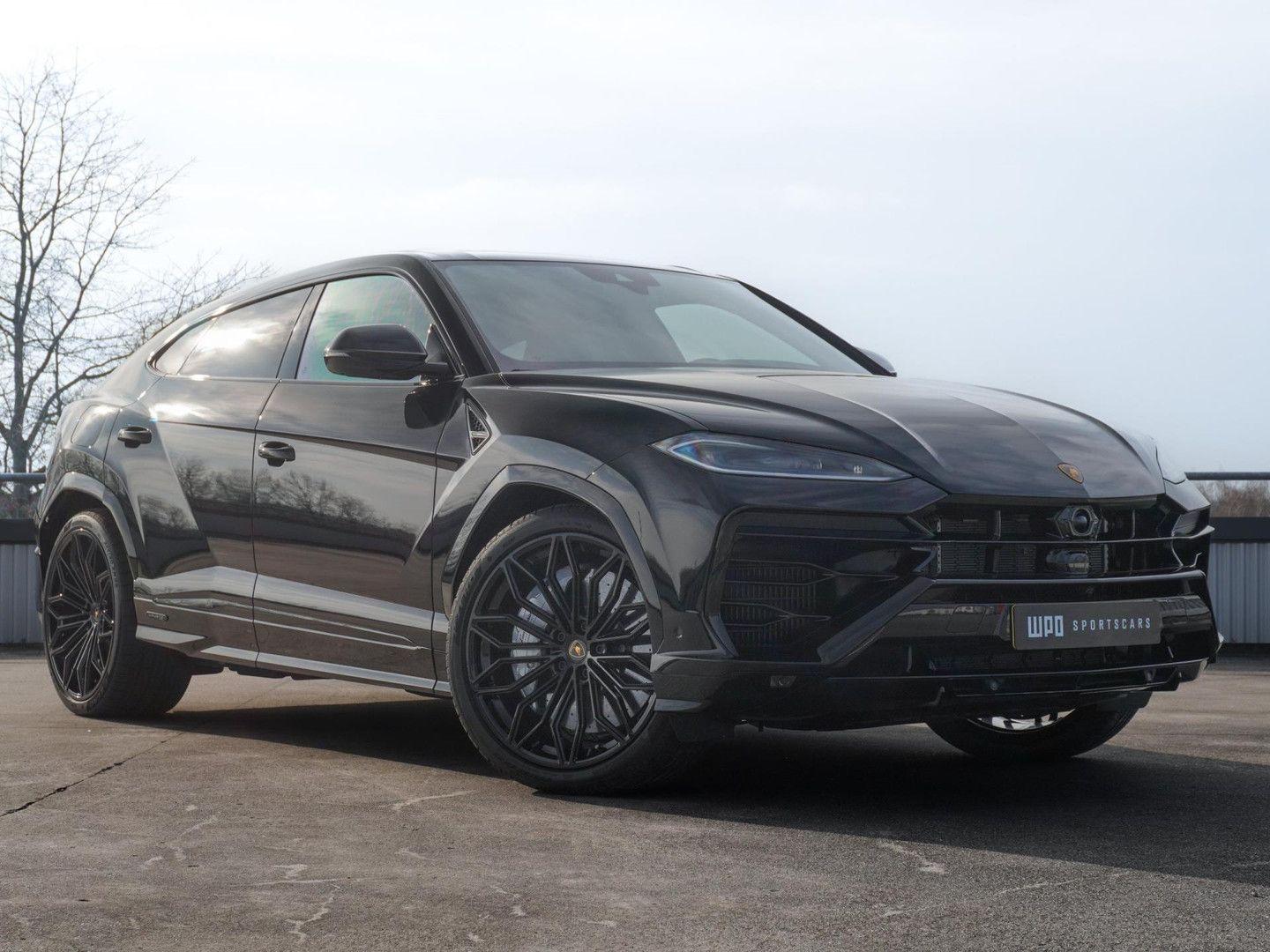 Lamborghini Urus 4.0 V8 Hybrid SE